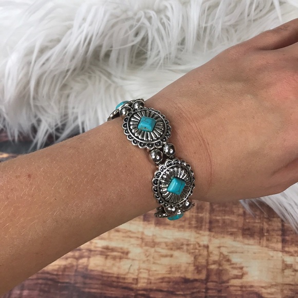 Jewelry - << Silver & Turquoise Concho Bracelet Western Wear